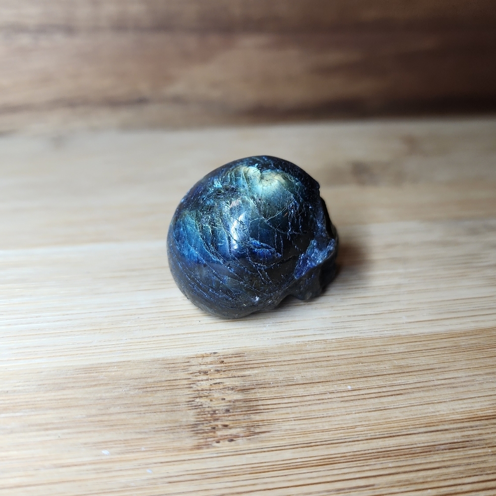 Labradorite Skull with Flashes